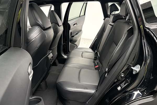 2024 Toyota Corolla Cross Atmos MXGH15R