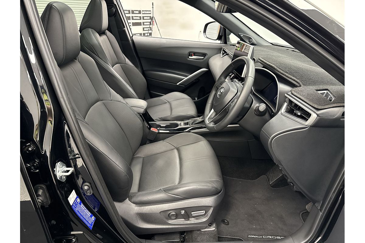 2024 Toyota Corolla Cross Atmos MXGH15R