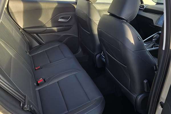 2025 MG ZS Essence ZS32