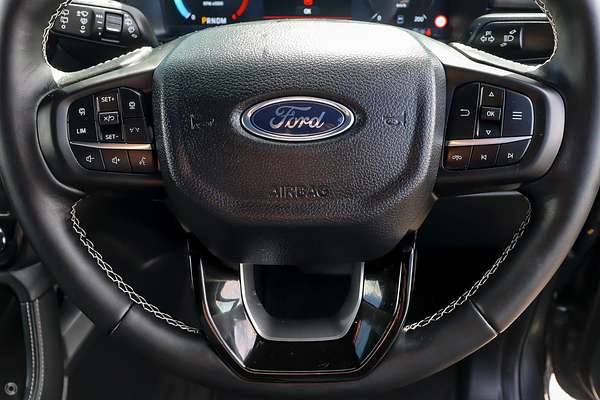 2025 Ford Everest Platinum