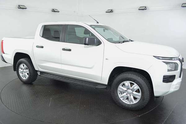 2024 Mitsubishi Triton GLX+ MV 4X4