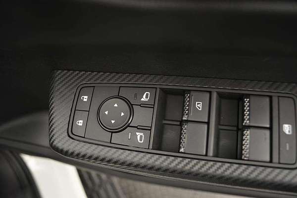 2024 Mitsubishi Triton GLX+ MV 4X4