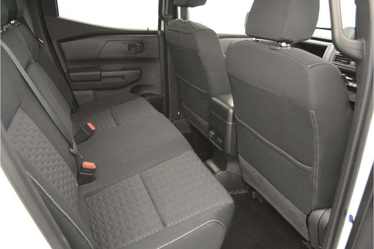 2024 Mitsubishi Triton GLX+ MV 4X4