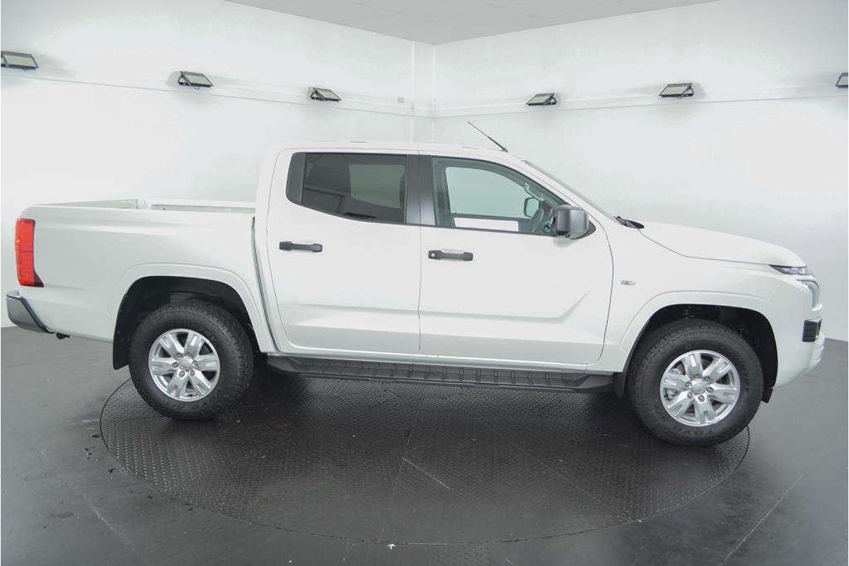 2024 Mitsubishi Triton GLX+ MV 4X4