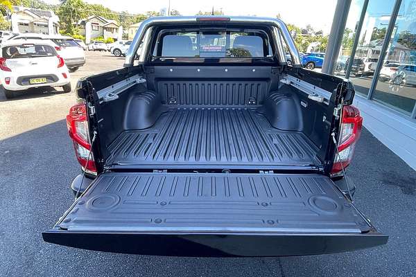 2023 Nissan Navara ST-X D23 4X4