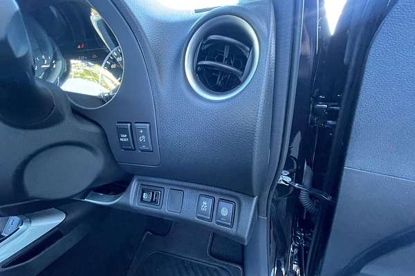 2023 Nissan Navara ST-X D23 4X4