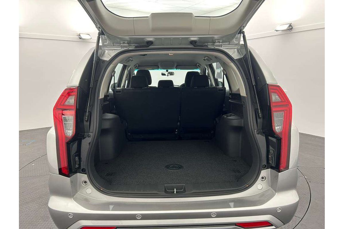 2024 Mitsubishi Pajero Sport GLX QF
