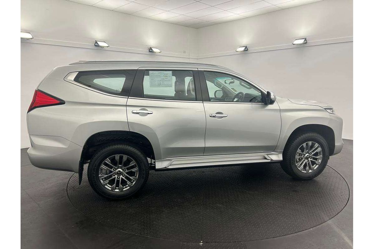 2024 Mitsubishi Pajero Sport GLX QF