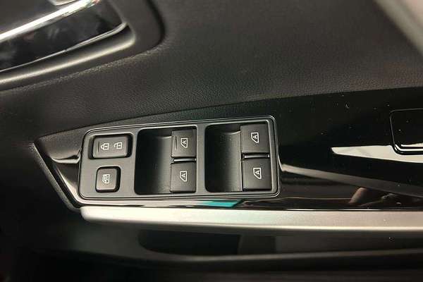 2024 Mitsubishi Pajero Sport GLX QF