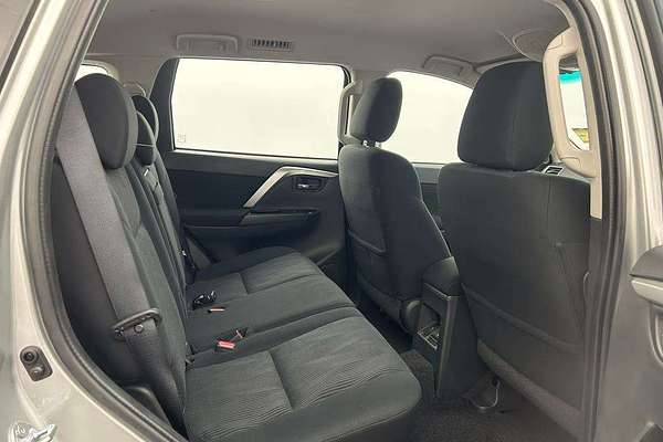 2024 Mitsubishi Pajero Sport GLX QF