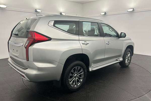 2024 Mitsubishi Pajero Sport GLX QF