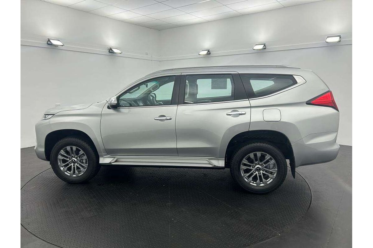 2024 Mitsubishi Pajero Sport GLX QF