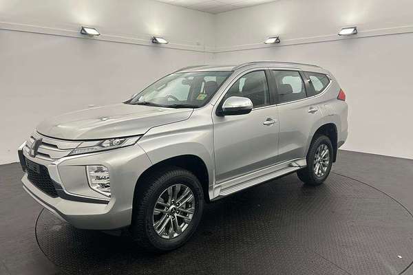 2024 Mitsubishi Pajero Sport GLX QF