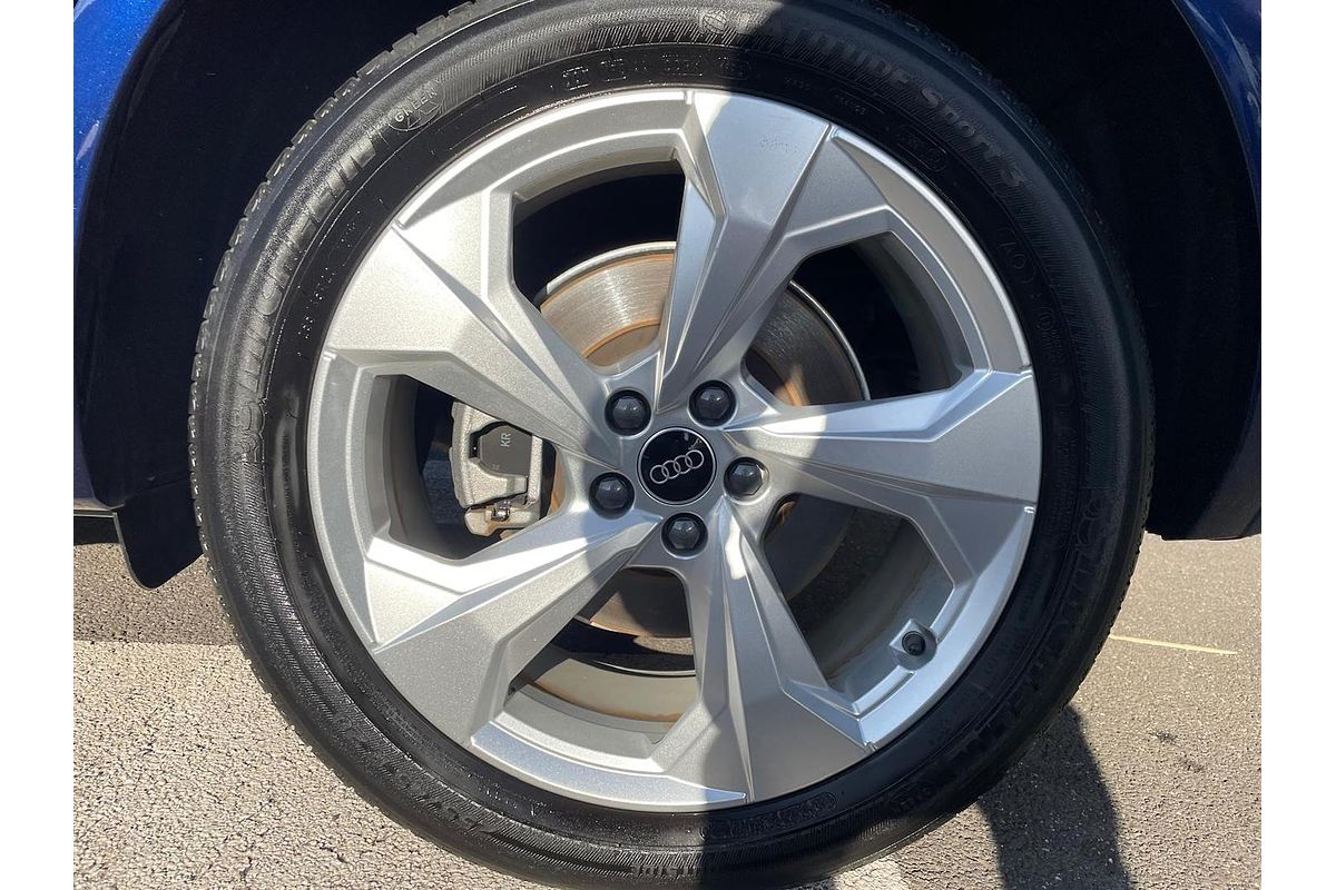 2023 Audi Q5 40 TDI S Line FY