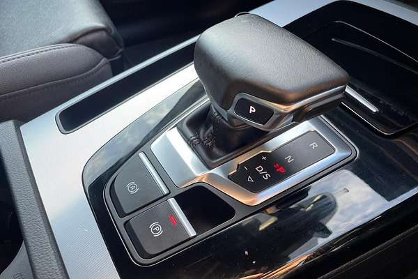 2023 Audi Q5 40 TDI S Line FY