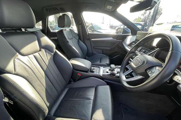 2023 Audi Q5 40 TDI S Line FY