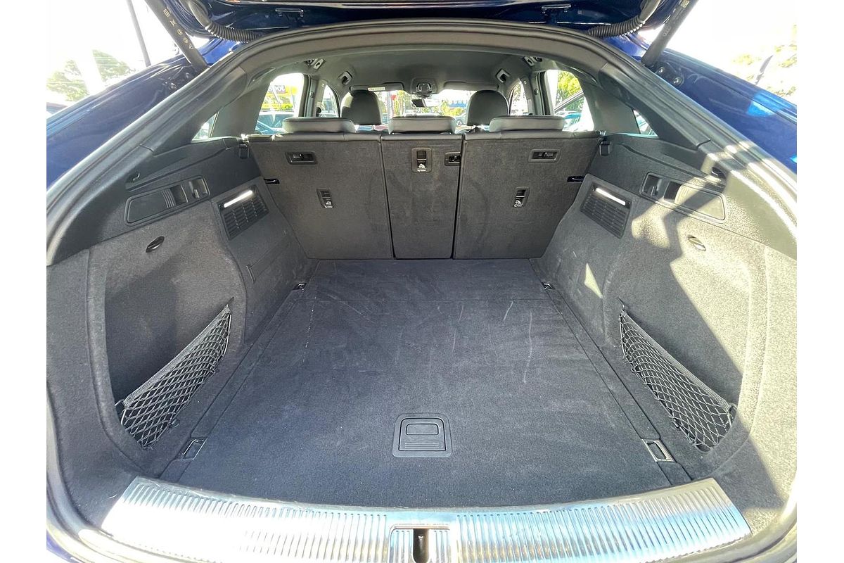 2023 Audi Q5 40 TDI S Line FY
