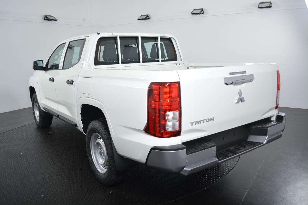 2024 Mitsubishi Triton GLX MV 4X4