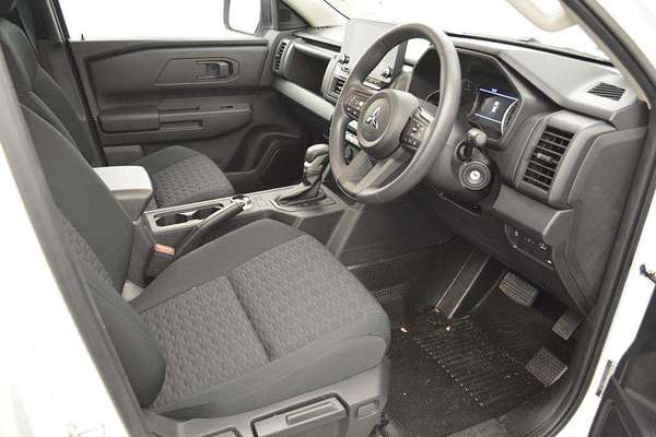 2024 Mitsubishi Triton GLX MV 4X4