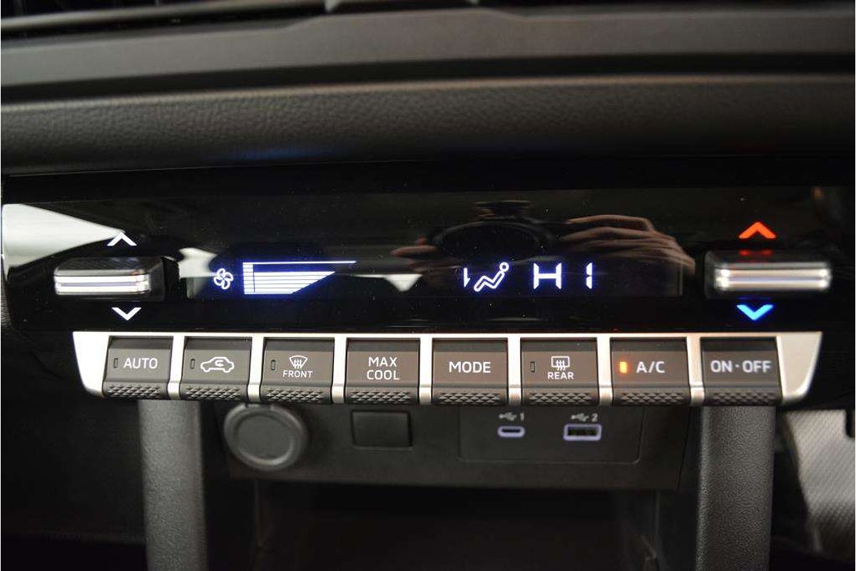 2024 Mitsubishi Triton GLX MV 4X4