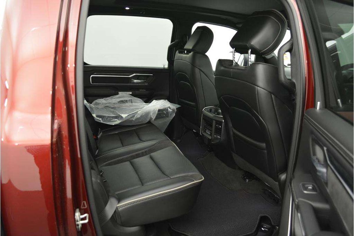 2023 RAM 1500 Laramie Sport RamBox DT 4X4 SWB