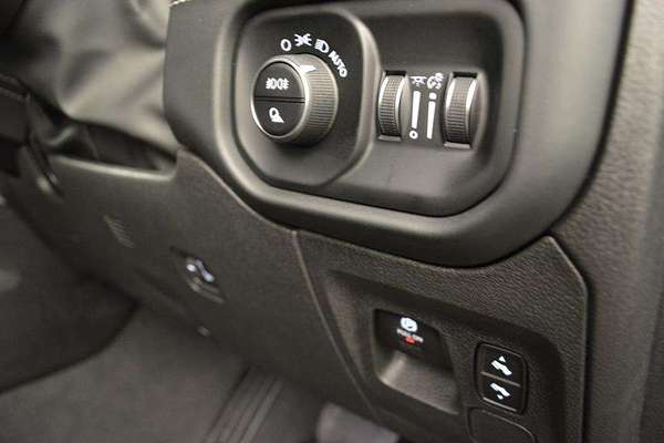 2023 RAM 1500 Laramie Sport RamBox DT 4X4 SWB