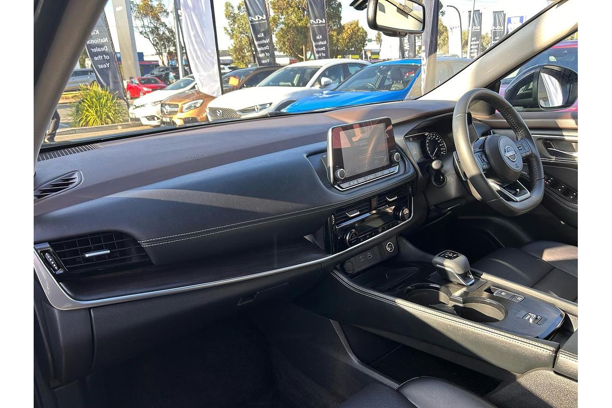 2023 Nissan X-TRAIL ST-L T33