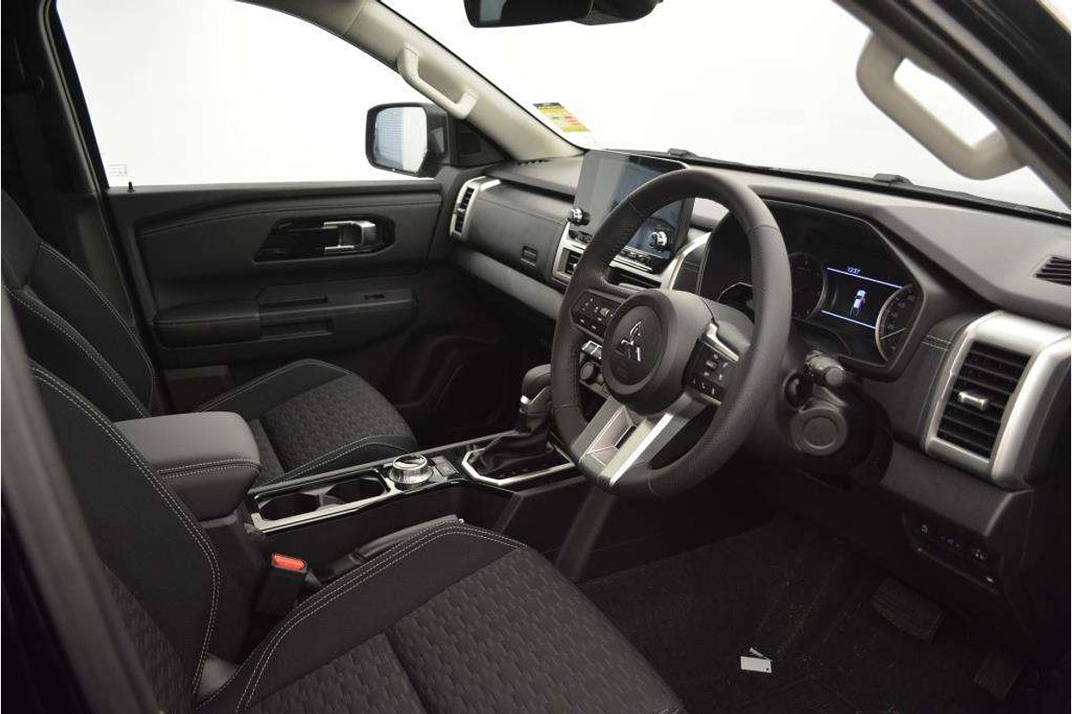 2024 Mitsubishi Triton GLS MV 4X4