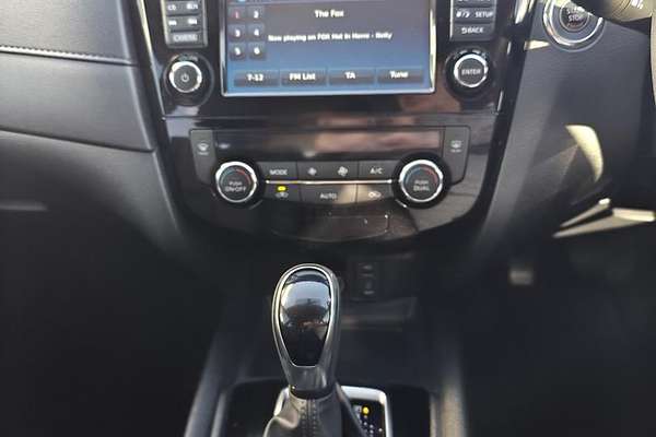 2019 Nissan X-TRAIL ST-L T32 Series II