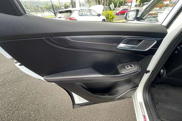 2022 MG HS Excite SAS23