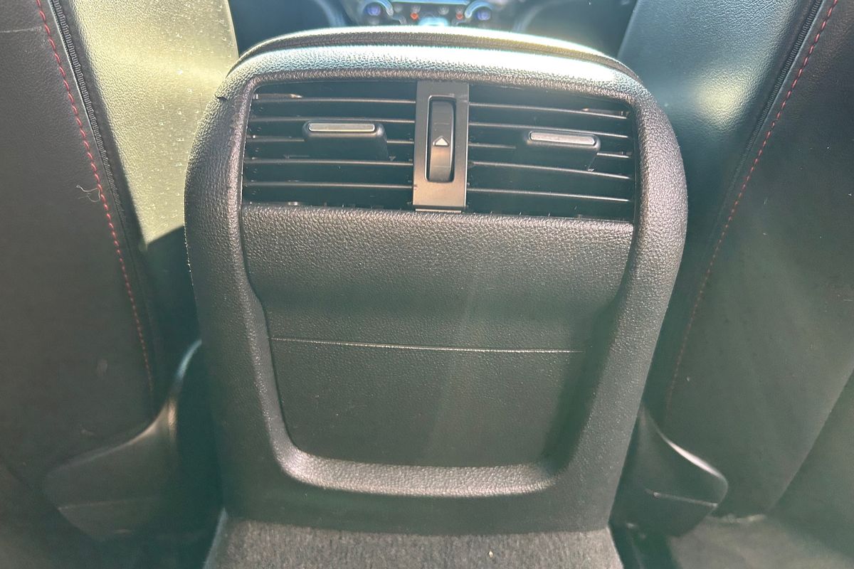 2016 Holden Commodore SV6 Black VF Series II