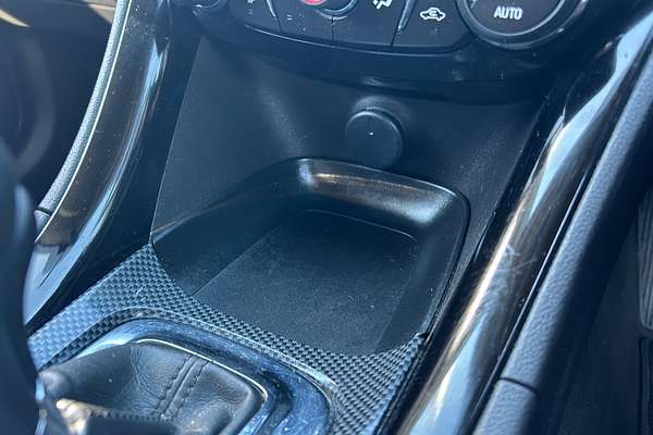 2016 Holden Commodore SV6 Black VF Series II