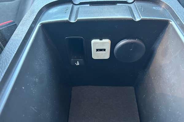 2016 Holden Commodore SV6 Black VF Series II