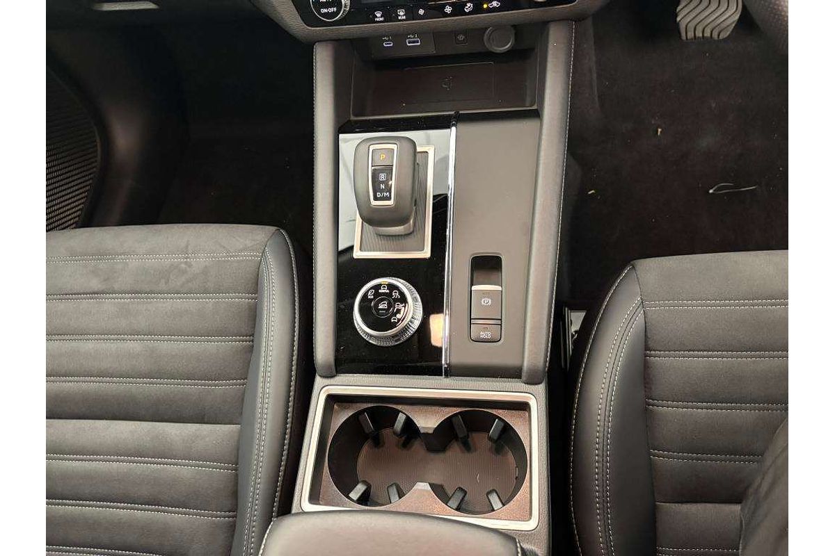 2024 Mitsubishi Outlander Aspire ZM