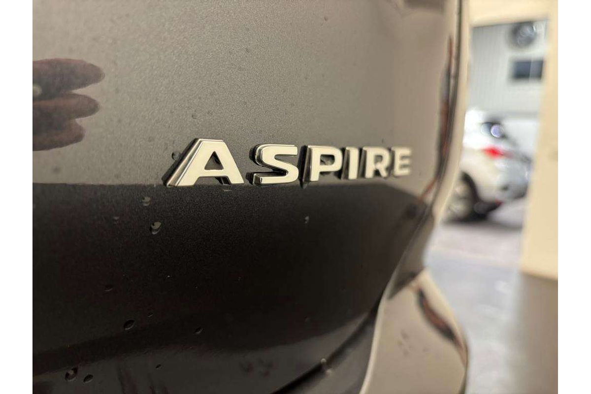 2024 Mitsubishi Outlander Aspire ZM