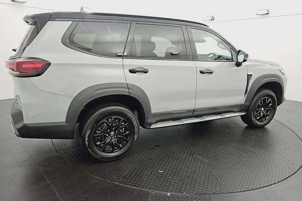 2024 LDV D90 Executive SV9A