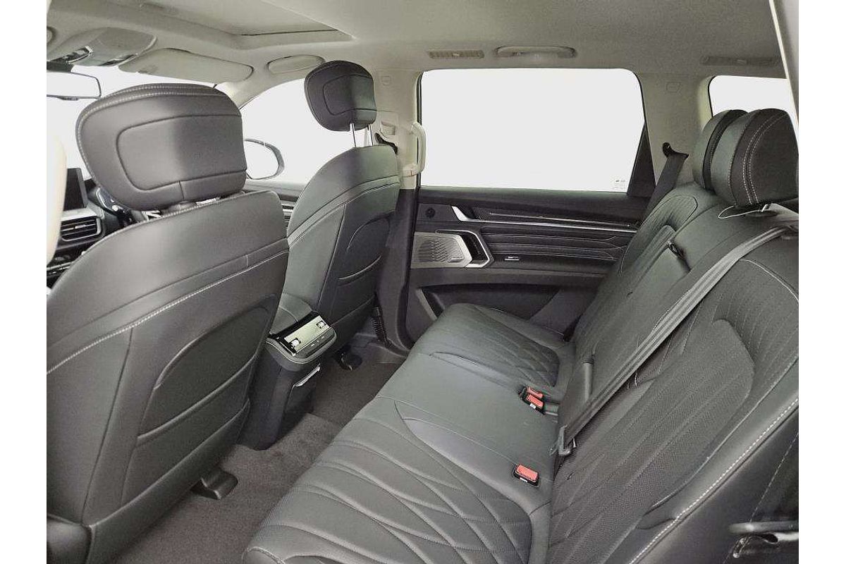 2024 LDV D90 Executive SV9A