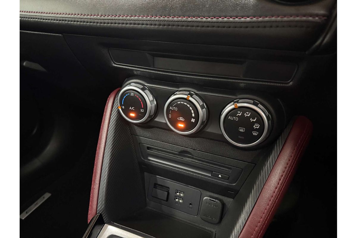 2015 Mazda CX-3 Akari DK