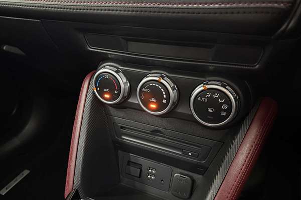 2015 Mazda CX-3 Akari DK