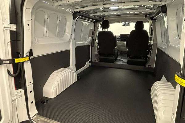 2024 LDV Deliver 7 SWB