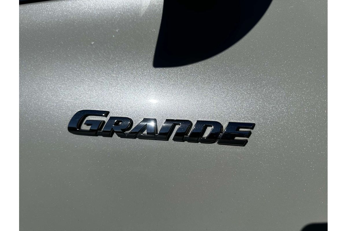 2011 Toyota Kluger Grande GSU45R