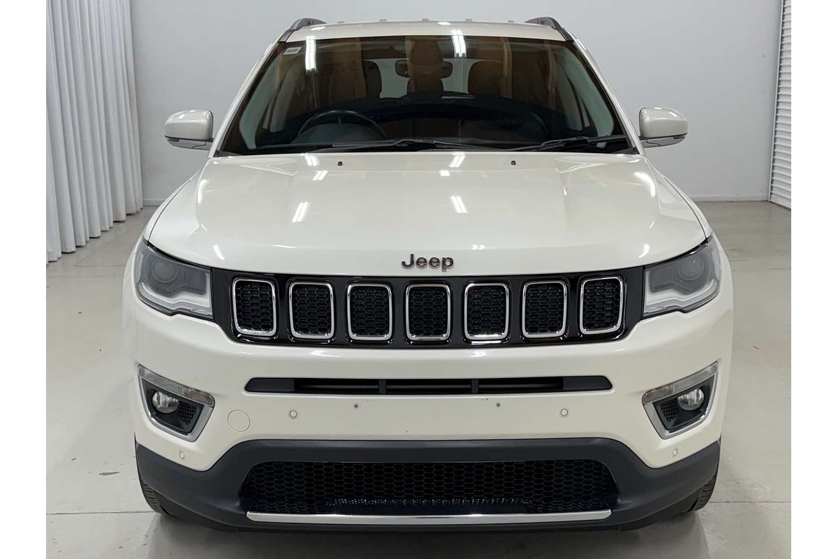 2017 Jeep Compass Limited M6