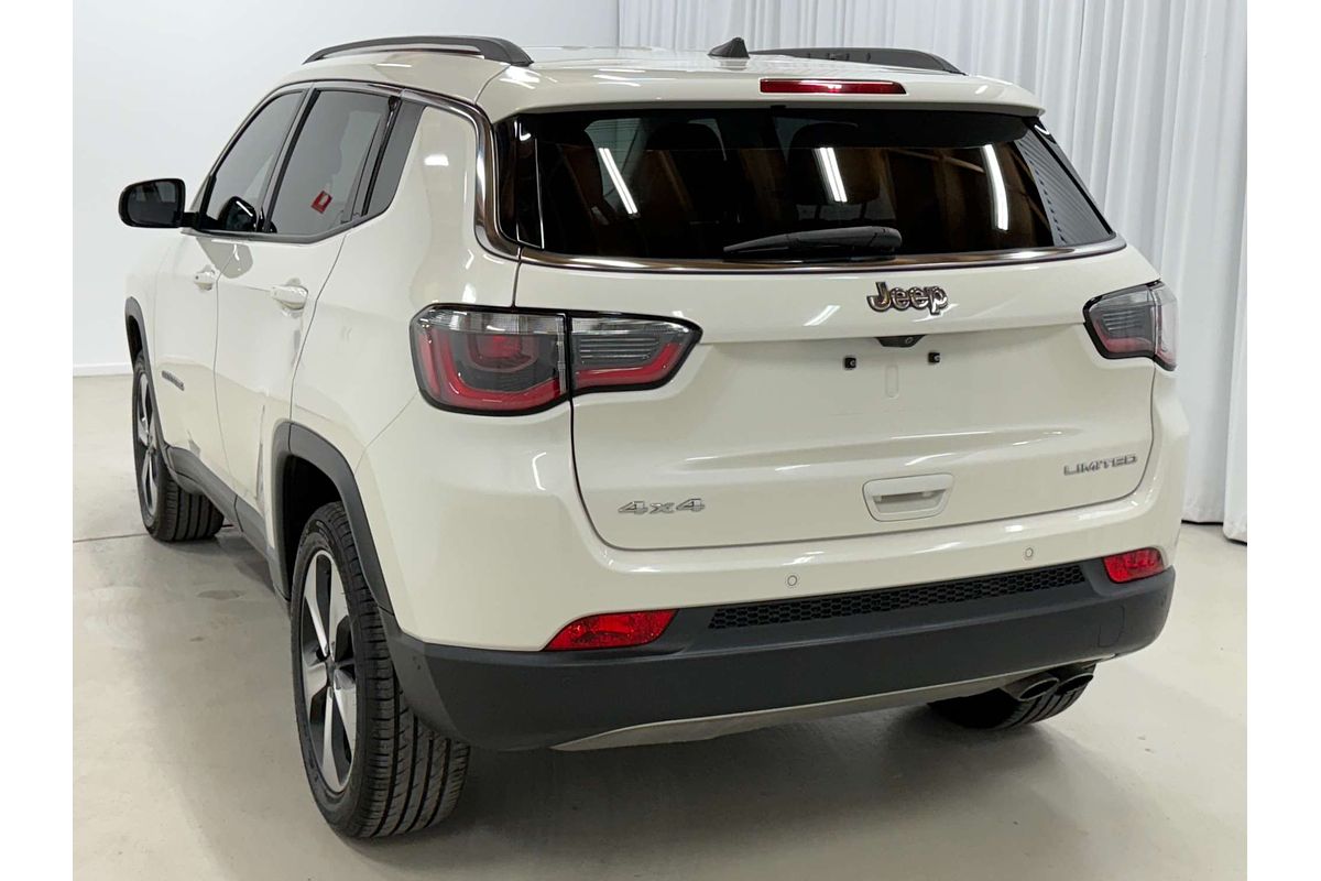 2017 Jeep Compass Limited M6