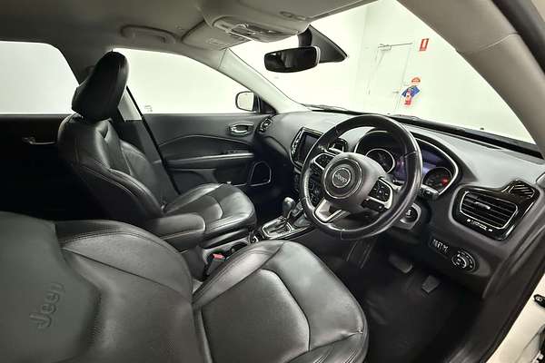 2017 Jeep Compass Limited M6