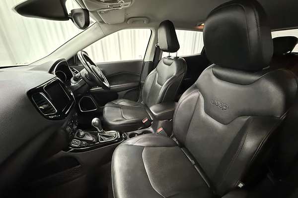 2017 Jeep Compass Limited M6