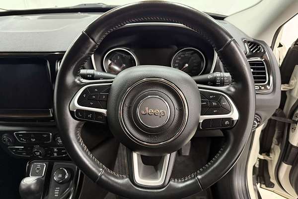 2017 Jeep Compass Limited M6