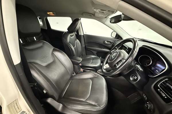 2017 Jeep Compass Limited M6
