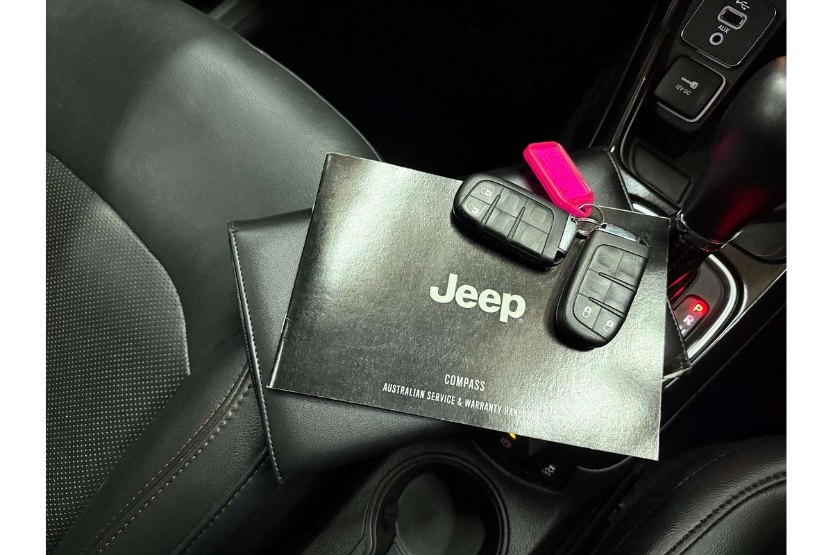 2017 Jeep Compass Limited M6