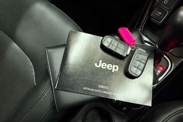 2017 Jeep Compass Limited M6