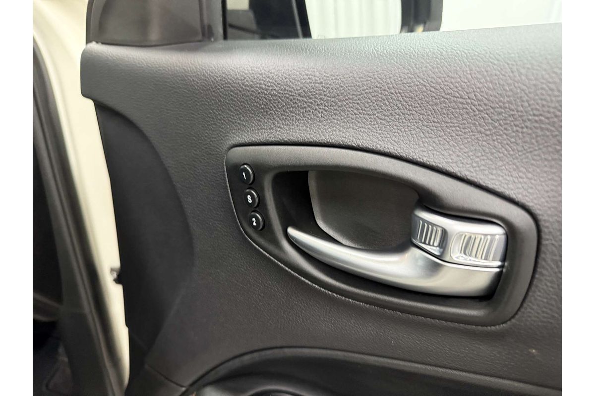 2017 Jeep Compass Limited M6